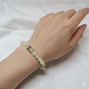 Bracelet en Jade Vert "Sérénité Ancestrale"