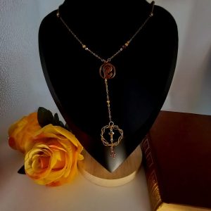 Le Murmure de Marie et la Couronne Sacrée